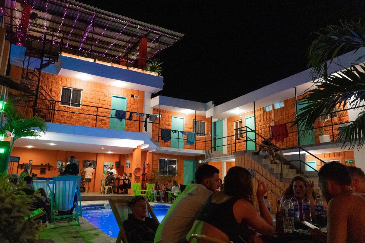Hostel Nirvana Таганга Екстер'єр фото
